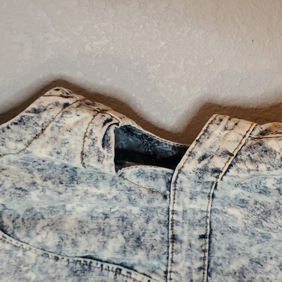 Roma Studio Medium Wash Denim Dress - Picture 4 of 8